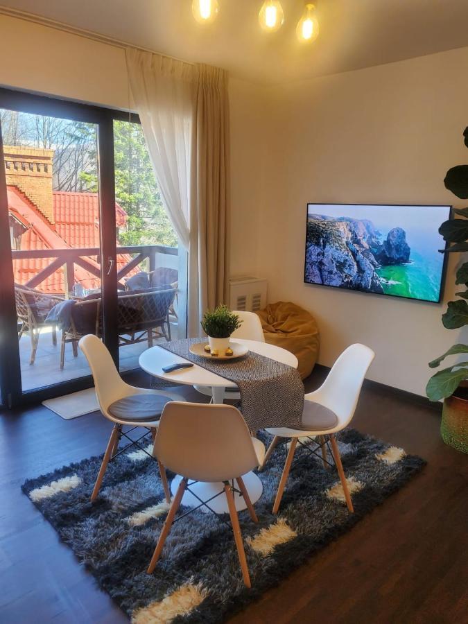 Casa Larisa - Wolves Apartment Sinaia Esterno foto